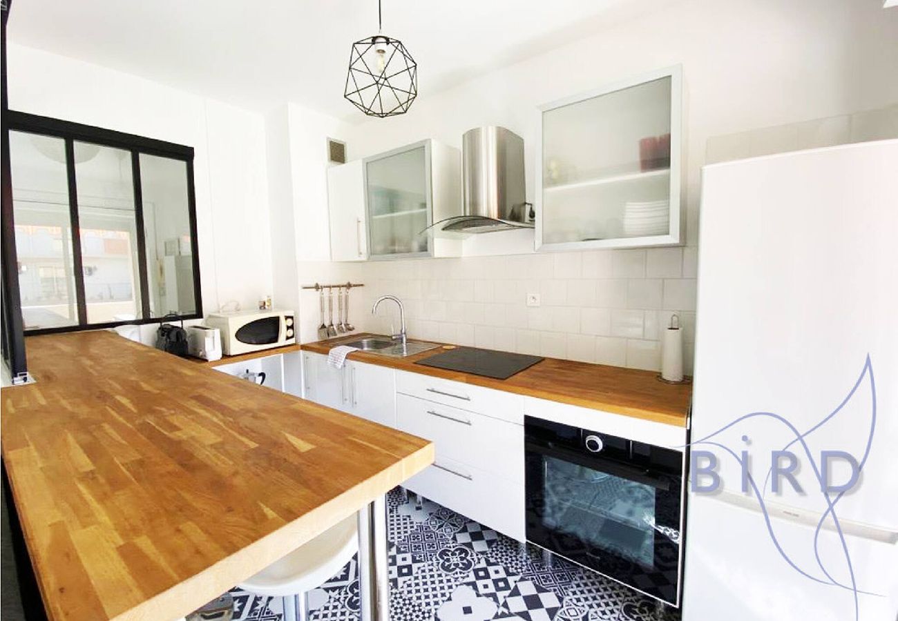 Apartment in Saint-Laurent-du-Var - Bright flat near to the beach harbor 