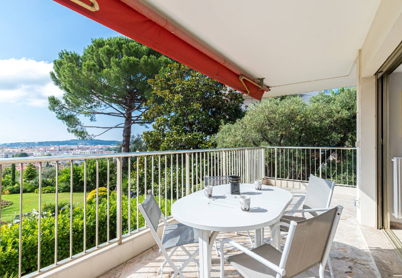 Apartment in Antibes - Sea View Gardens in Antibes 