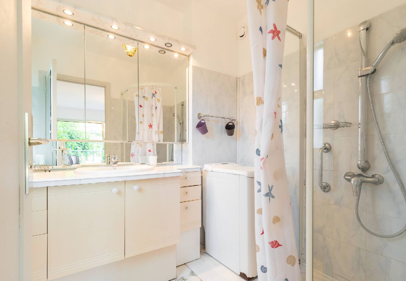 Apartment in Antibes - Sea View Gardens in Antibes 