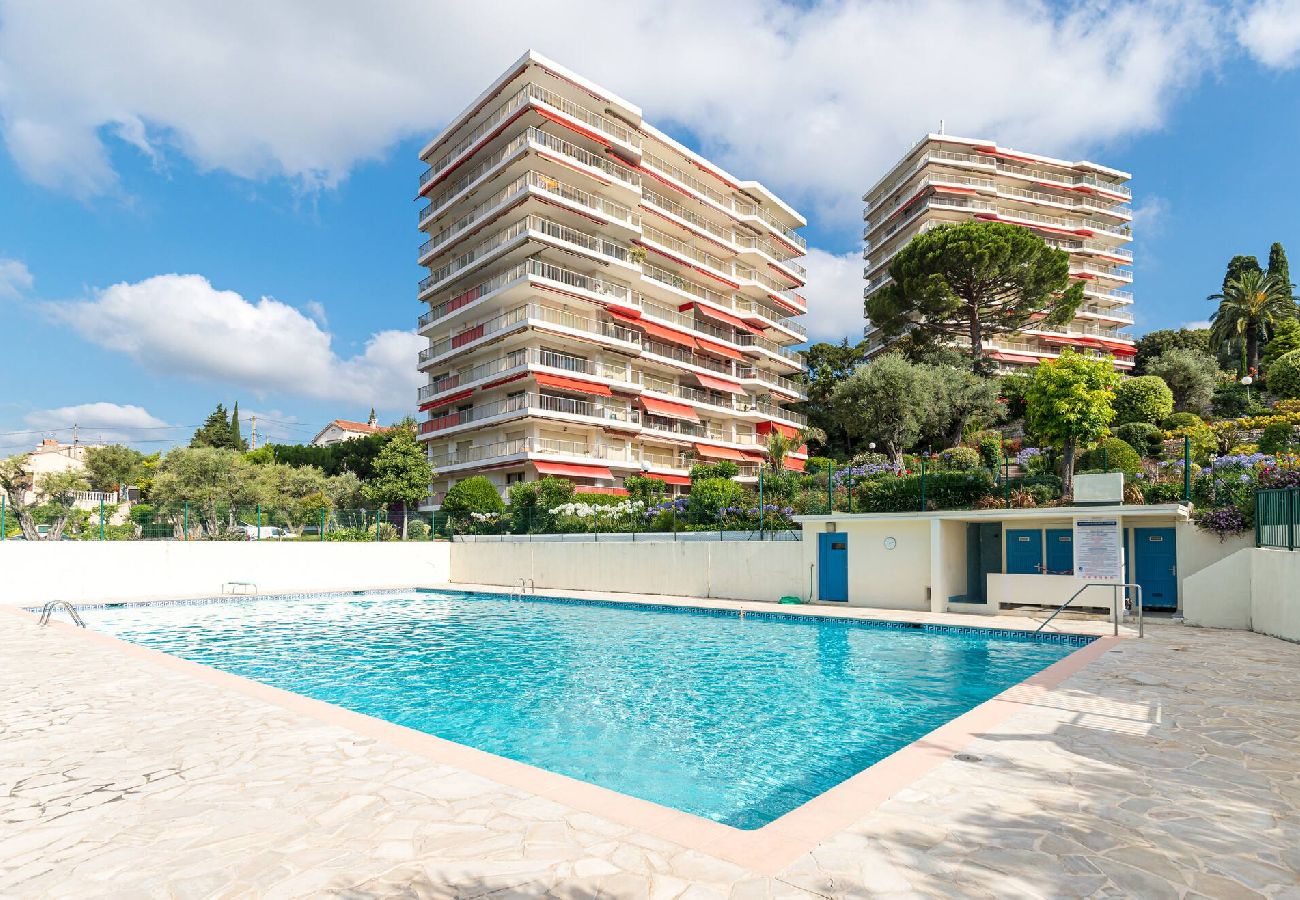 Apartment in Antibes - Sea View Gardens in Antibes 