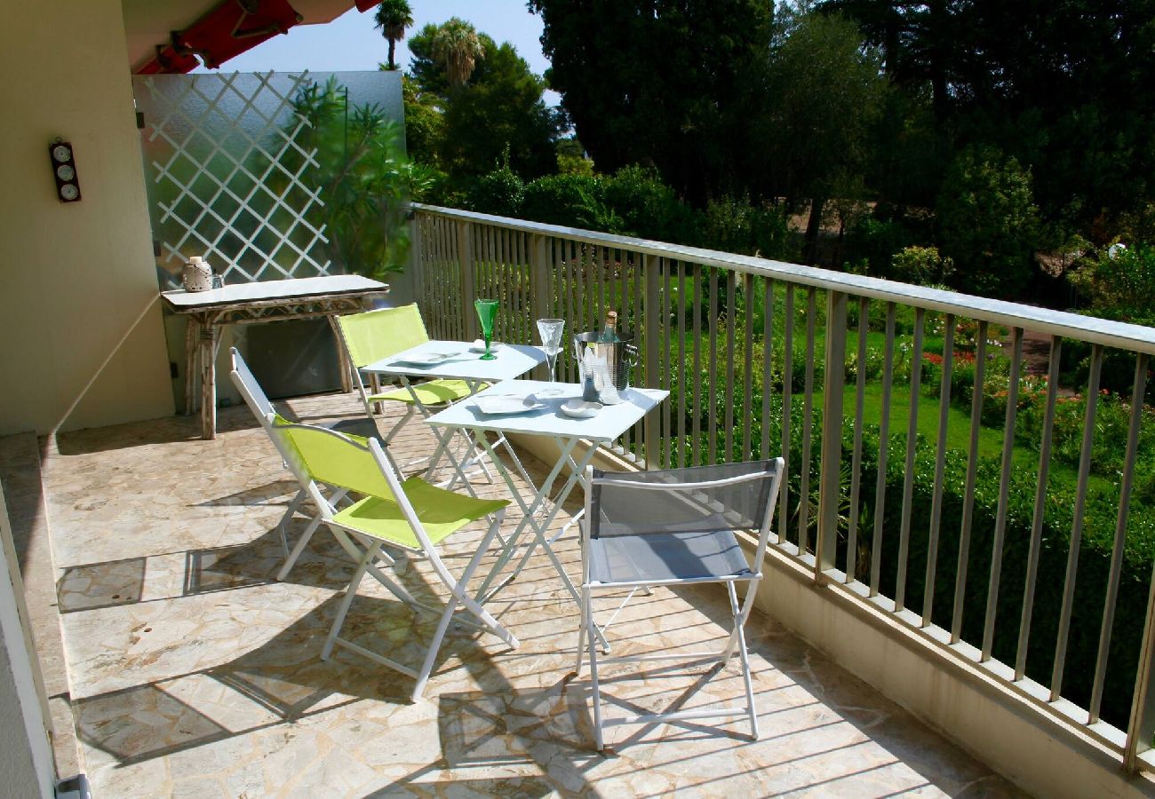 Apartment in Antibes - Sea View Gardens in Antibes 