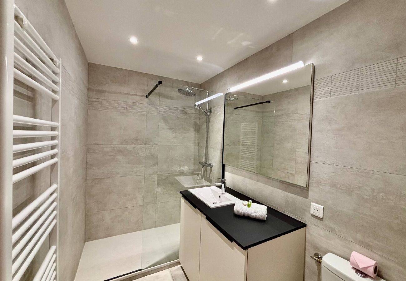 Studio in Villeneuve-Loubet - Lovely studio in Marina Baie des Anges 