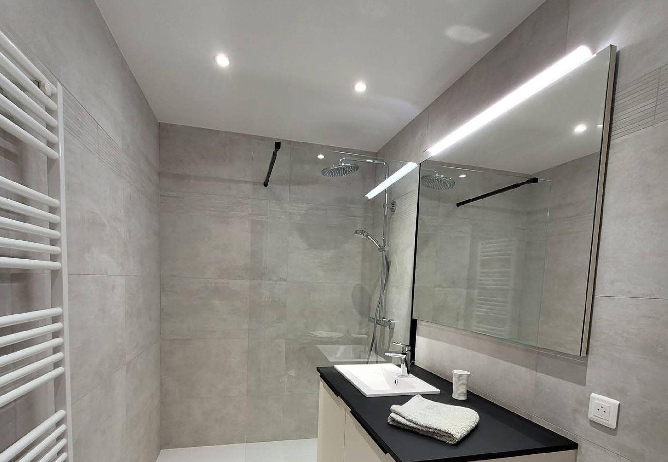 Studio in Villeneuve-Loubet - Lovely studio in Marina Baie des Anges 