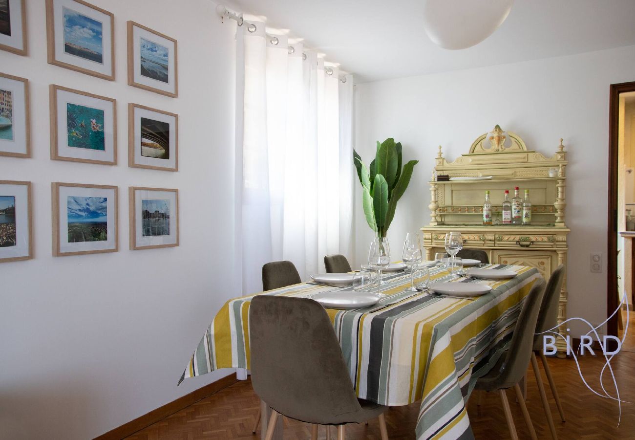 Apartment in Cannes - Apart villa atypical Sea View And Swimming Pool 