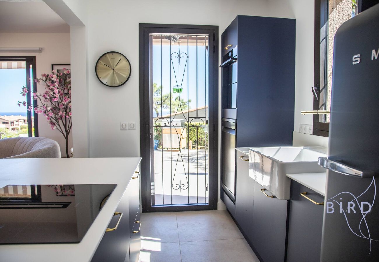 Villa in Théoule-sur-Mer - Sumptuous villa with sea view and its renovated 
