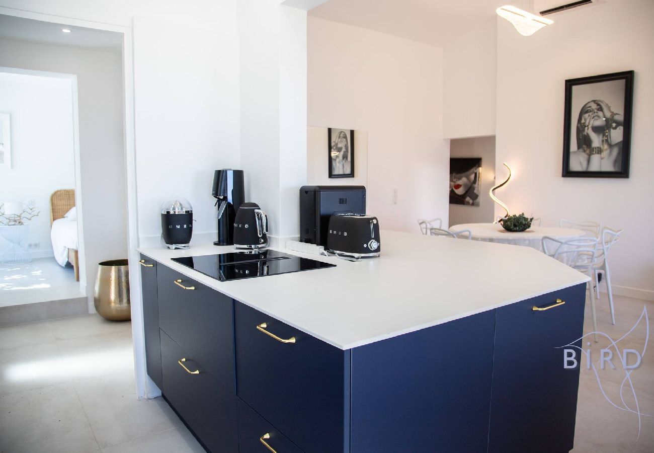 Villa in Théoule-sur-Mer - Sumptuous villa with sea view and its renovated 