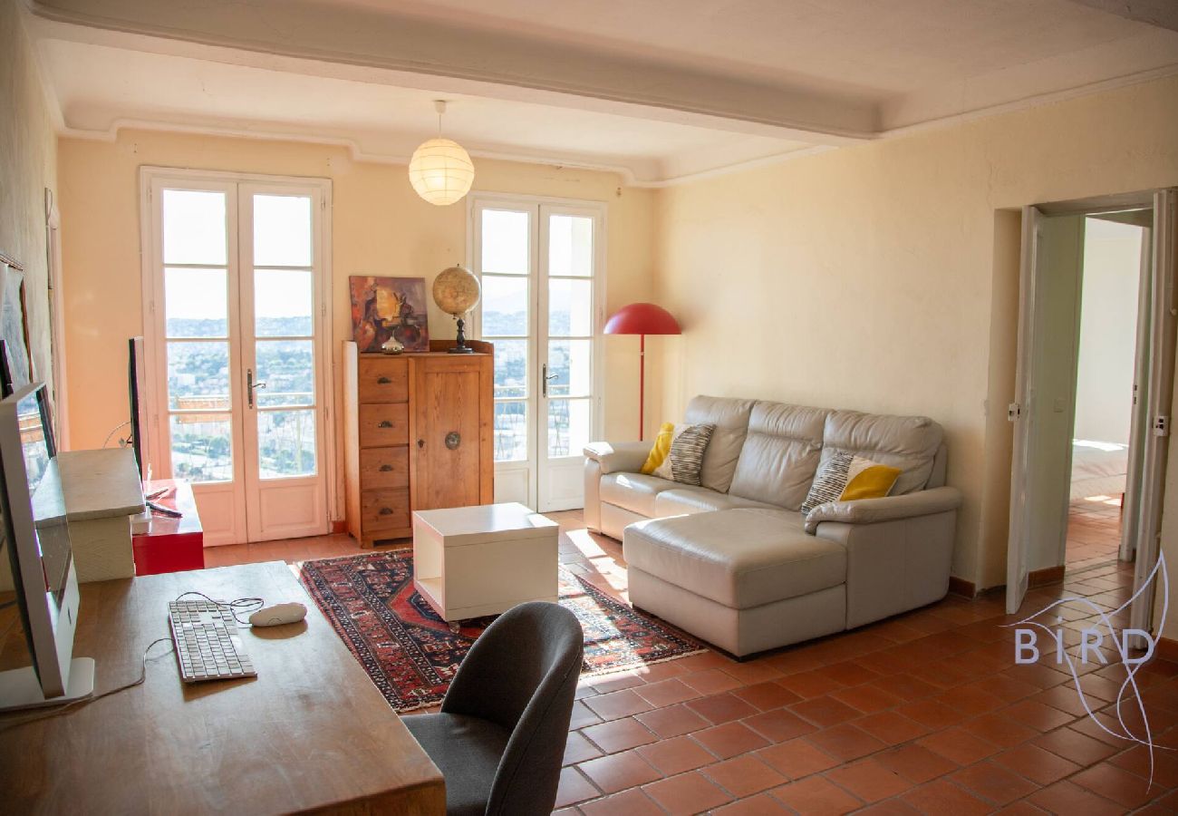 Villa in Nice - Villa Bonnard in Nice Sea and city View Pool 