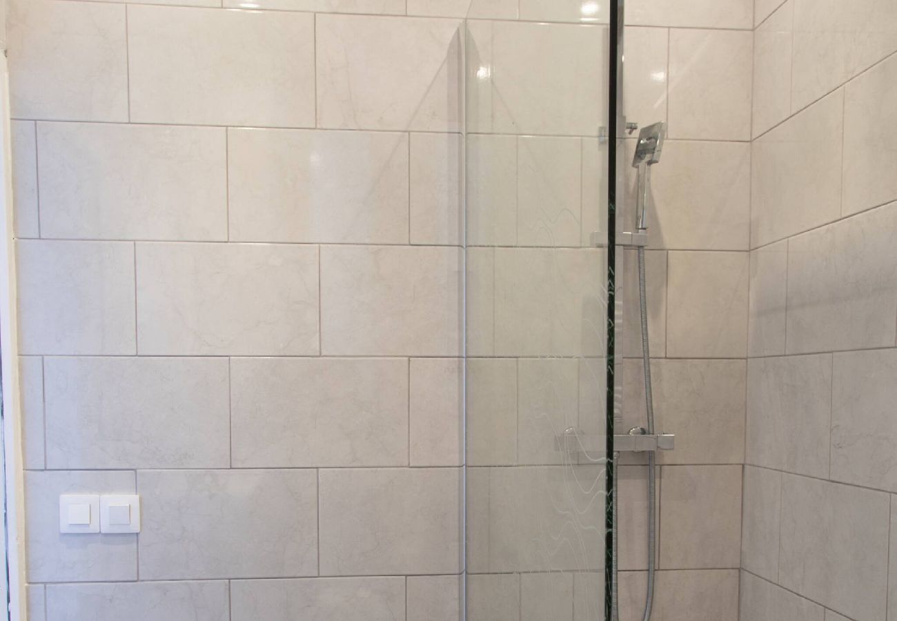 Apartment in Antibes - Beautiful apartment Place Nationale 
