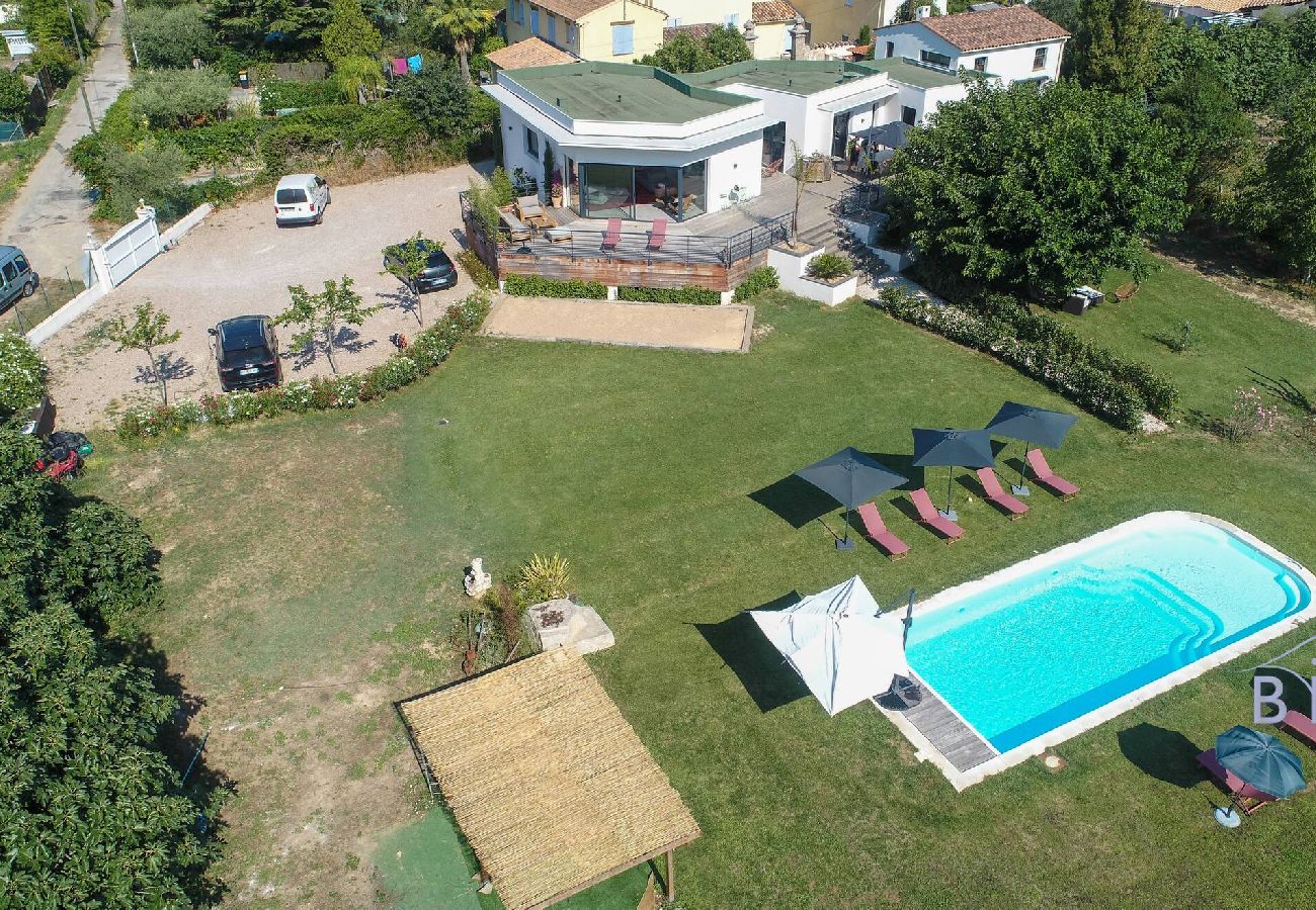 Villa in Pégomas - Beautiful contemporary 200m pool riverside 