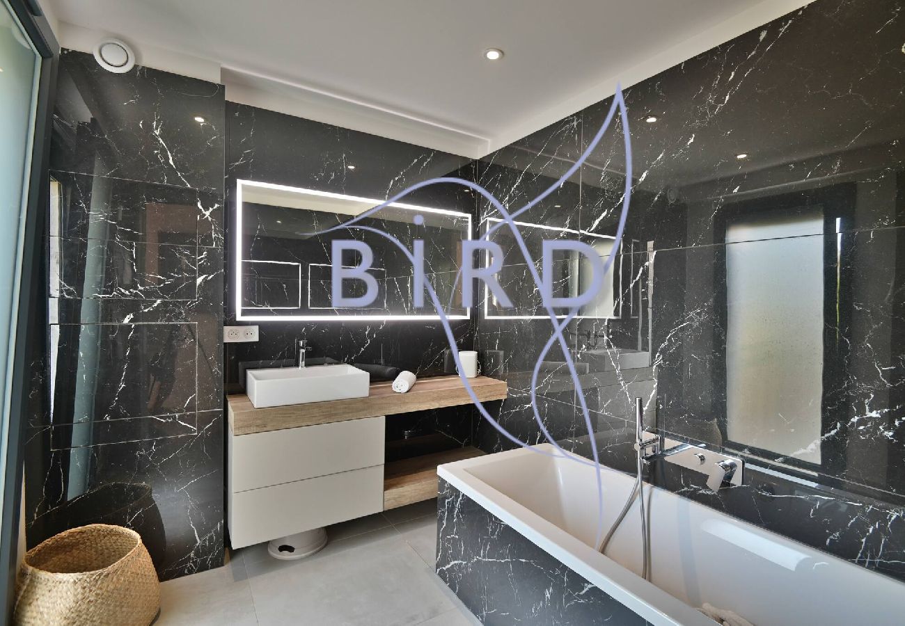 Villa in Pégomas - Beautiful contemporary 200m pool riverside 