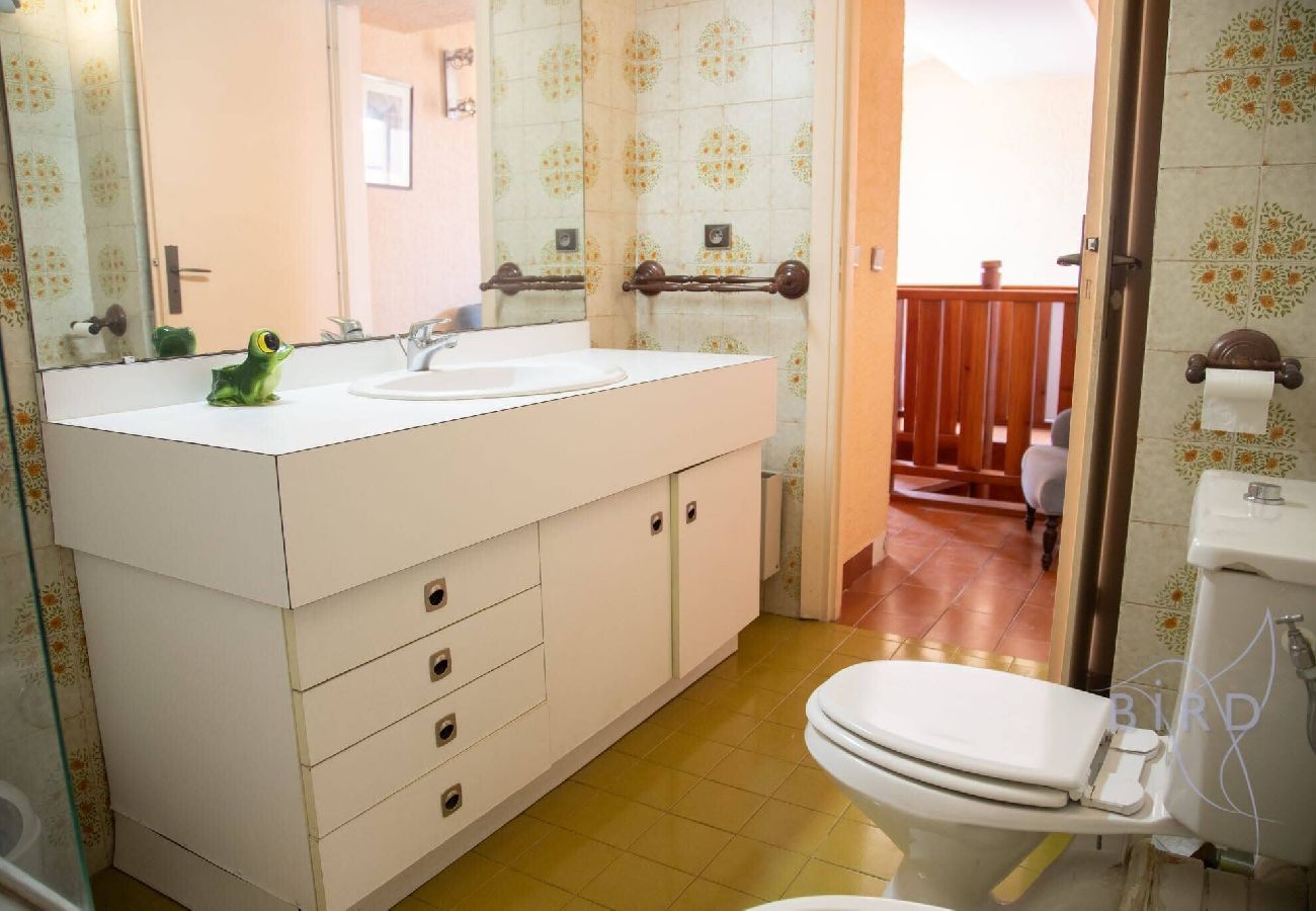 Apartment in Antibes - Large duplex in the heart of Viel Antibes 