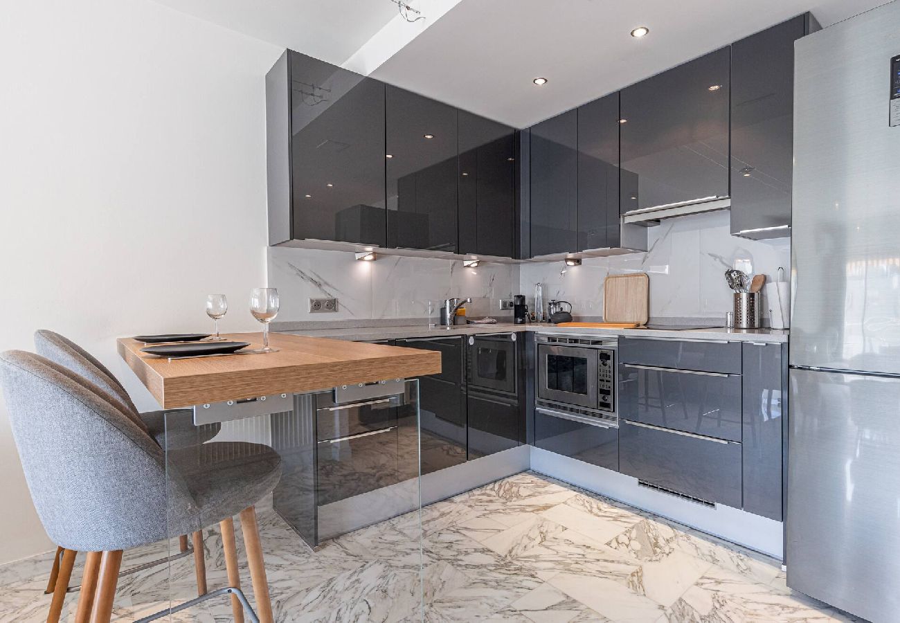 Apartment in Cannes - 3 High-End Rooms Central 