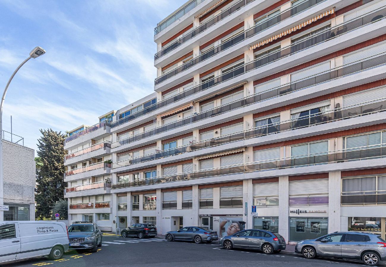 Apartment in Cannes - 3 High-End Rooms Central 