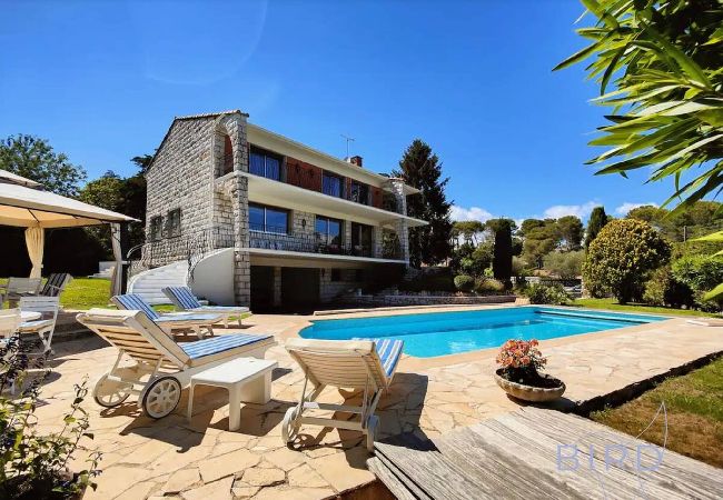 Villa in Mougins - LES CEDRES