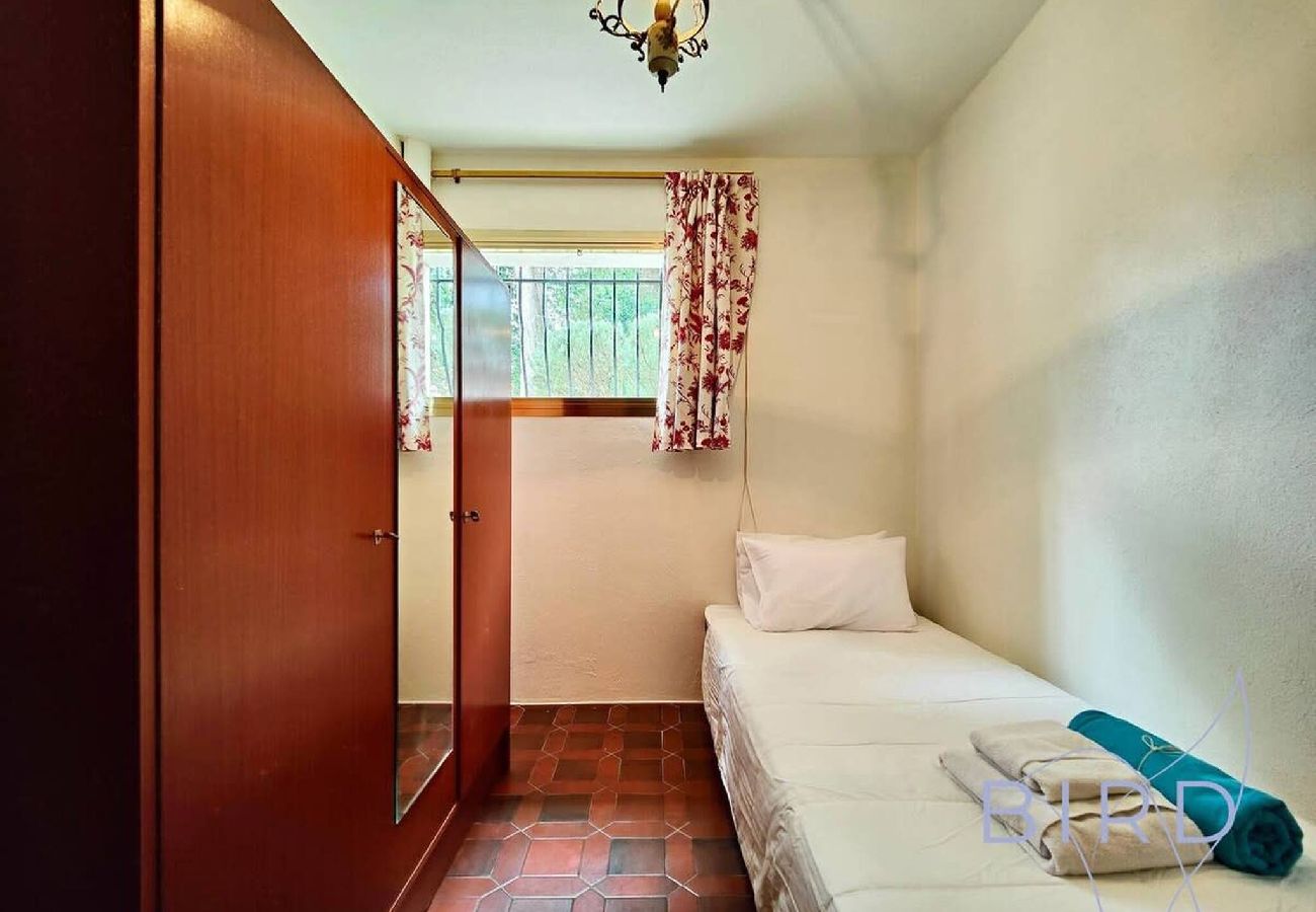 Villa in Mougins - Magnificent residence with pool next to the Golf