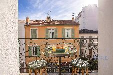 Apartment in Antibes - GRAVETTE