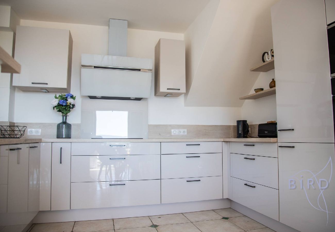 Villa in Le Cannet - Villa Cannes Hills sea view pool 8 pax