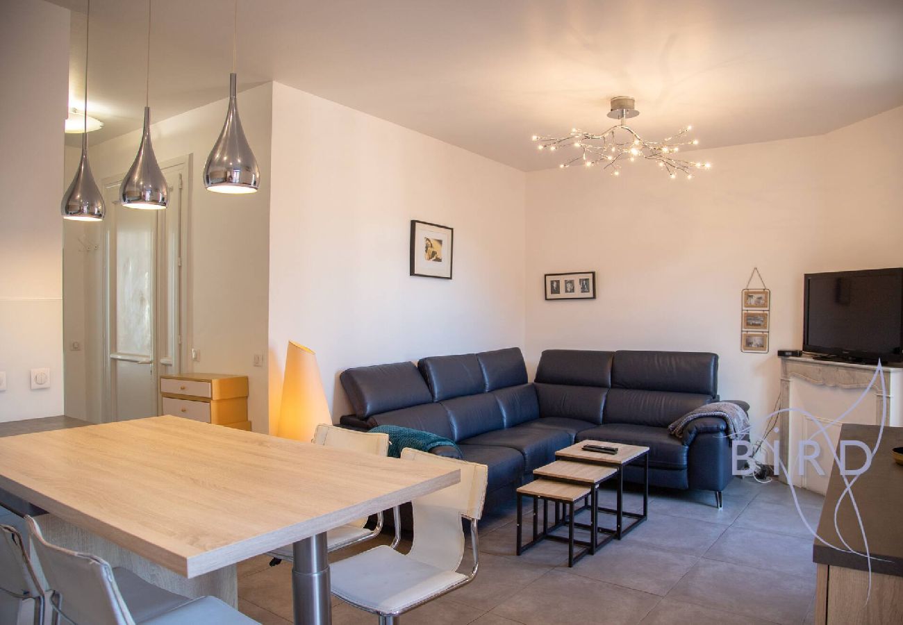 Apartment in Cannes - 3 Rooms Ultra Central with Air Conditioning 