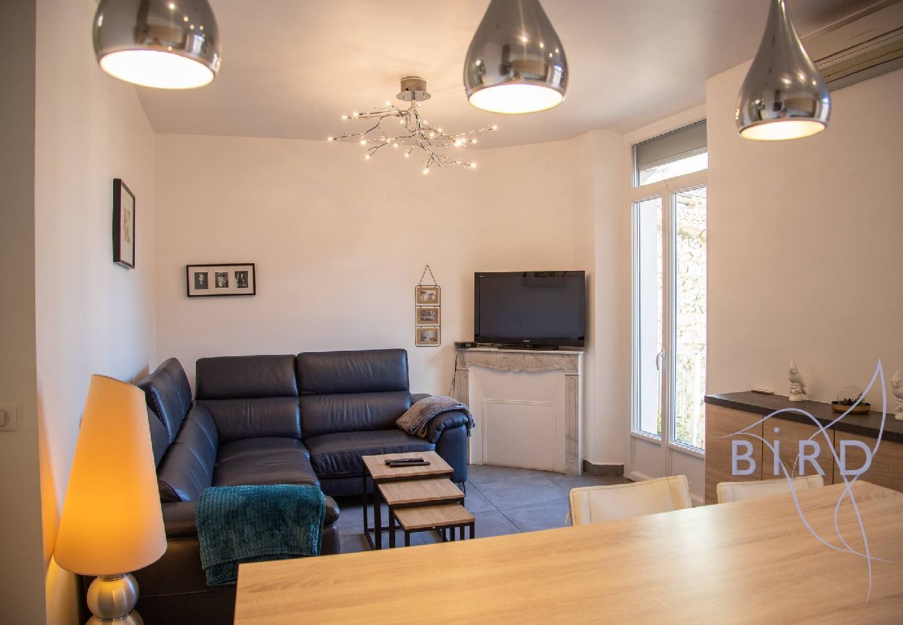 Apartment in Cannes - 3 Rooms Ultra Central with Air Conditioning 