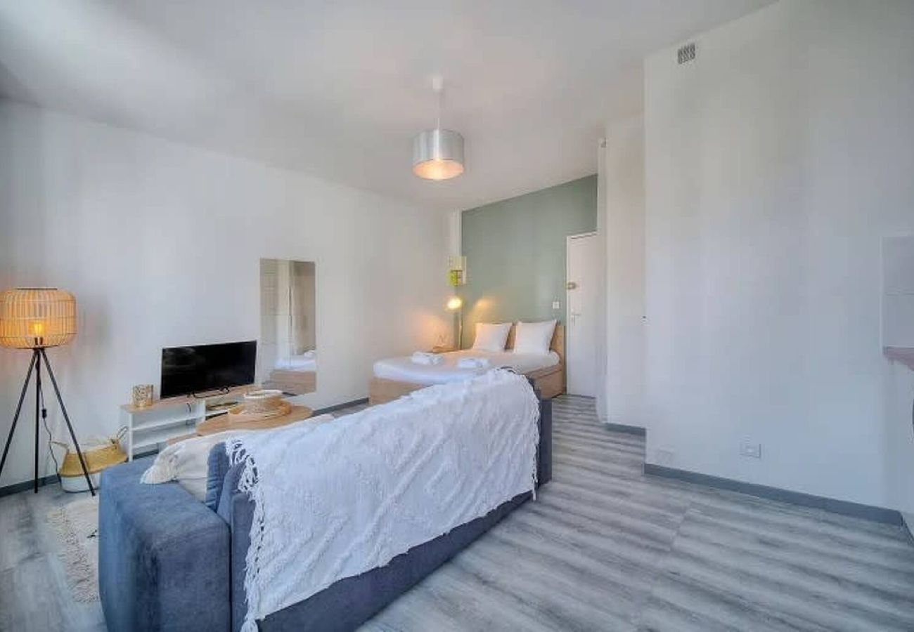 Studio in Cannes - Bright studio 5 minutes from the hyper center 