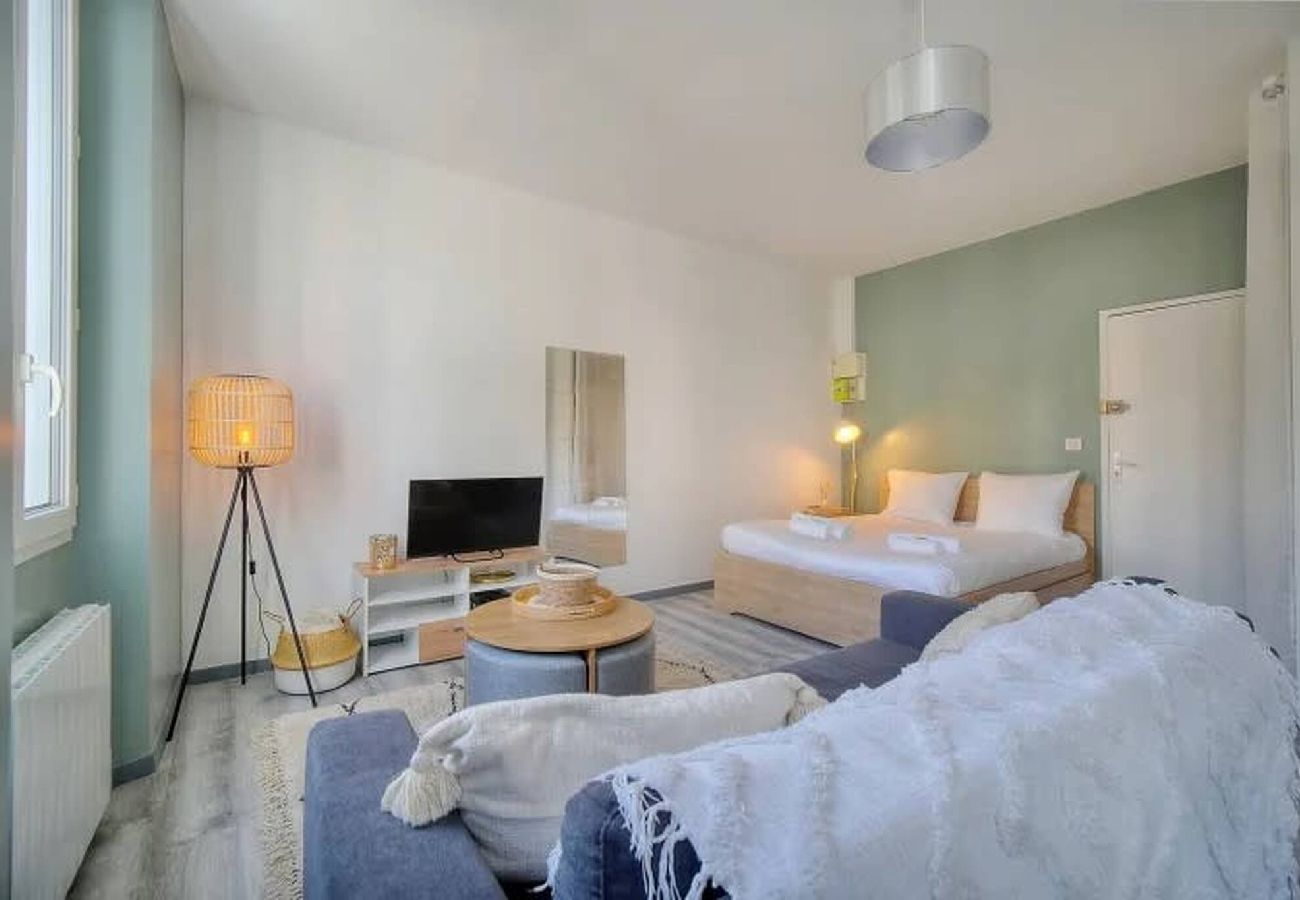 Studio in Cannes - Bright studio 5 minutes from the hyper center 