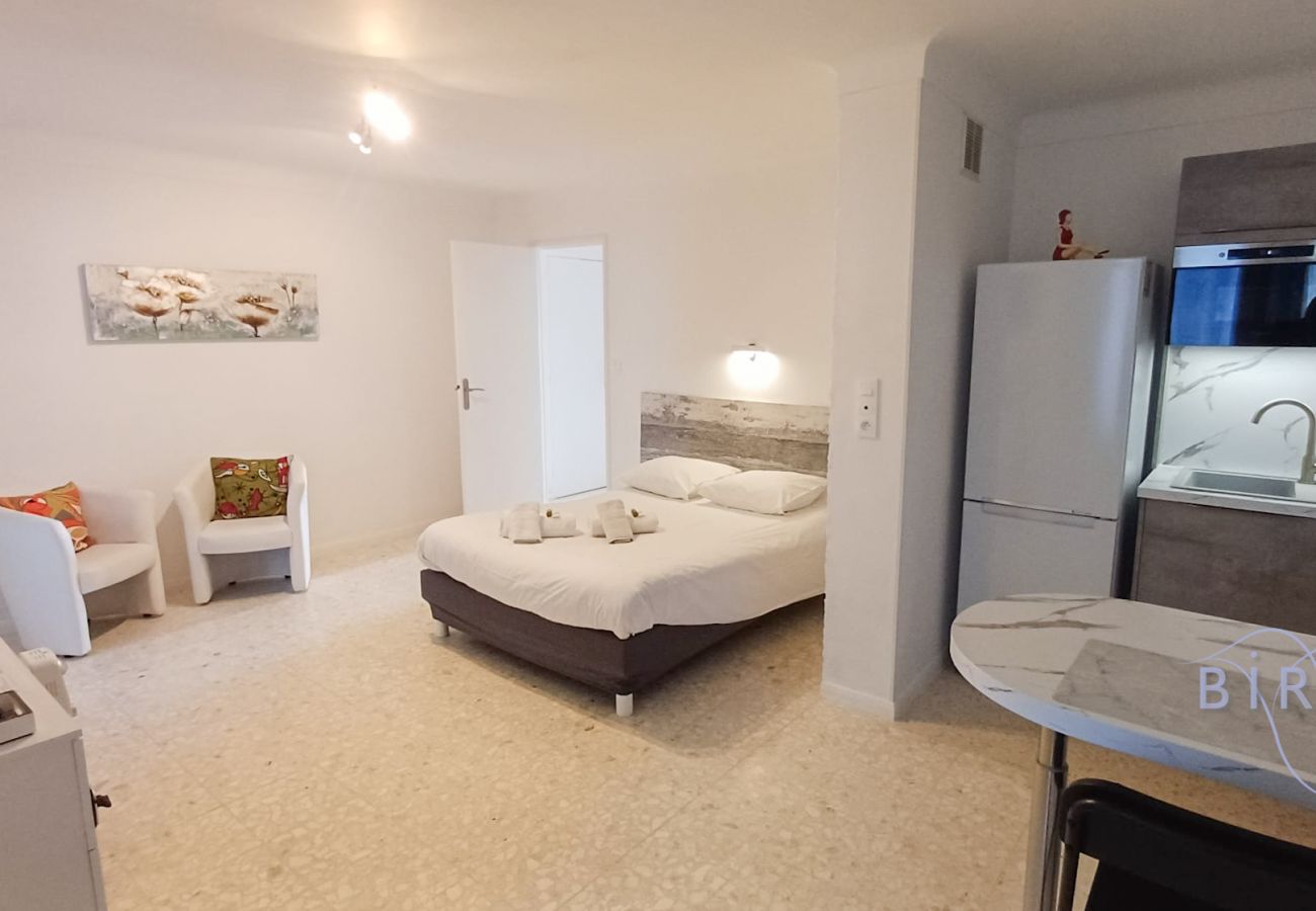 Studio in Cannes - Spacious studio 4 minutes walk from the Beaches 