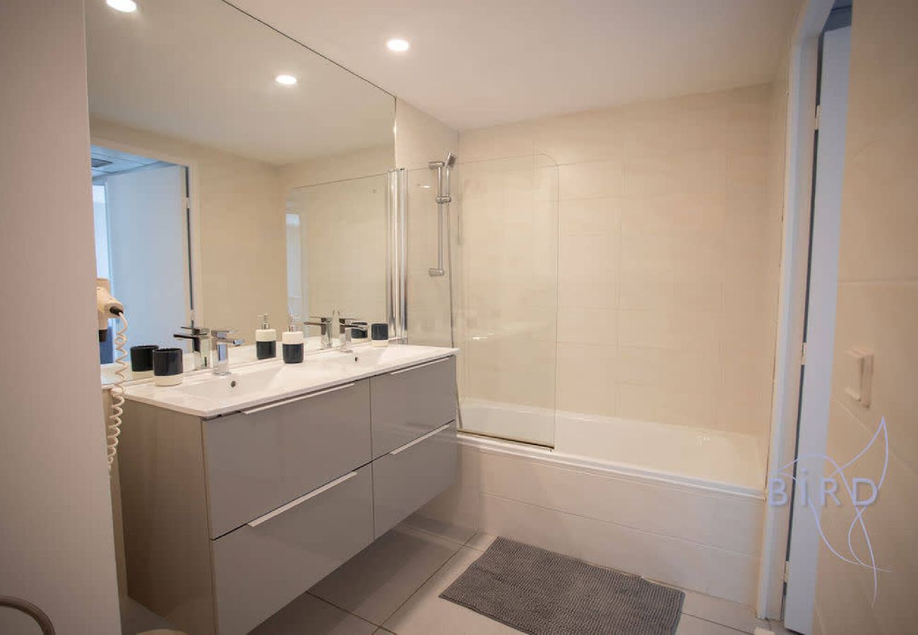 Apartment in Mandelieu-la-Napoule - Beautiful apartment on the edge of the golf 