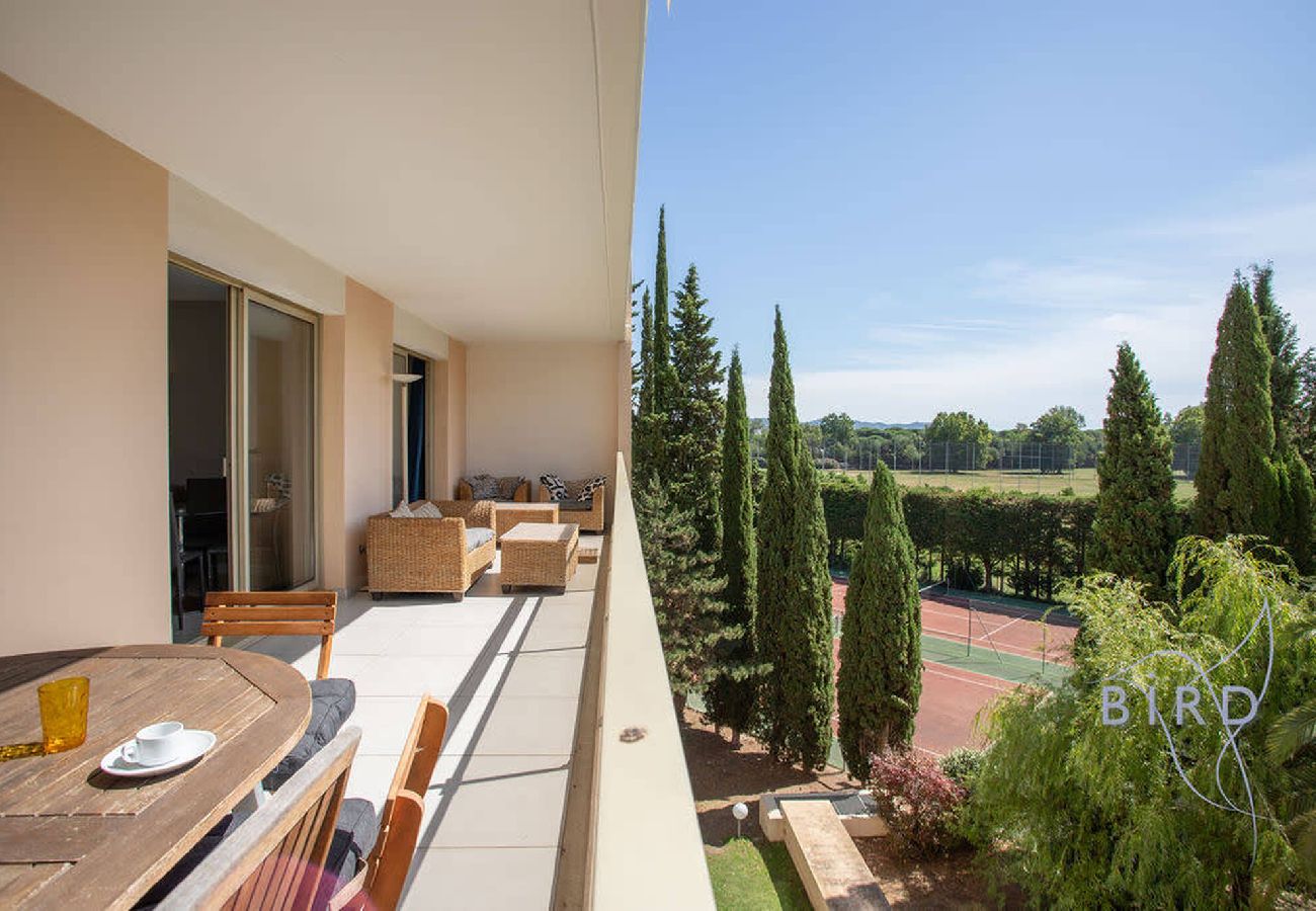 Apartment in Mandelieu-la-Napoule - Beautiful apartment on the edge of the golf 