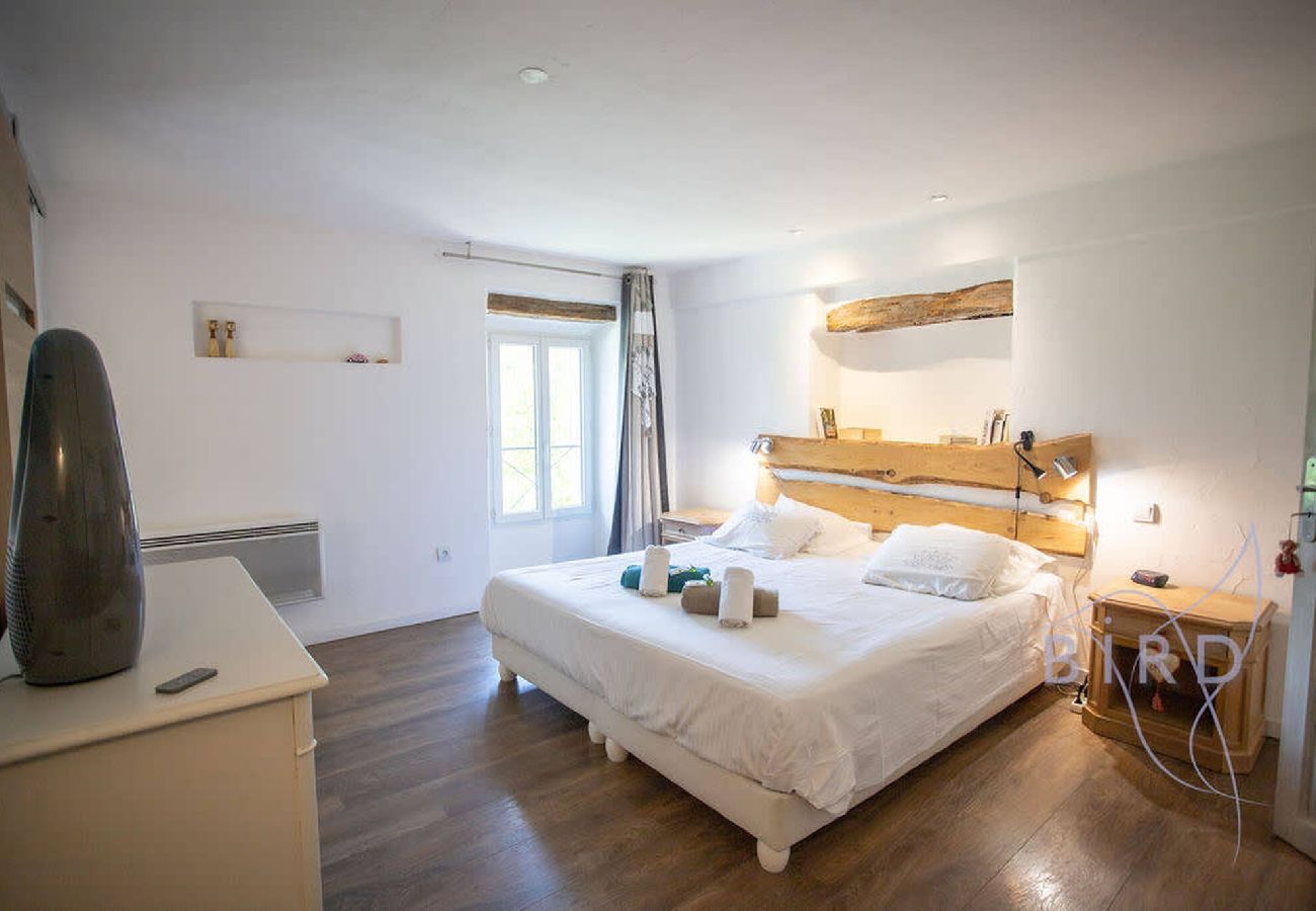 Villa in Montauroux - Magnificent Provencal Mas in the heart of the Fayence