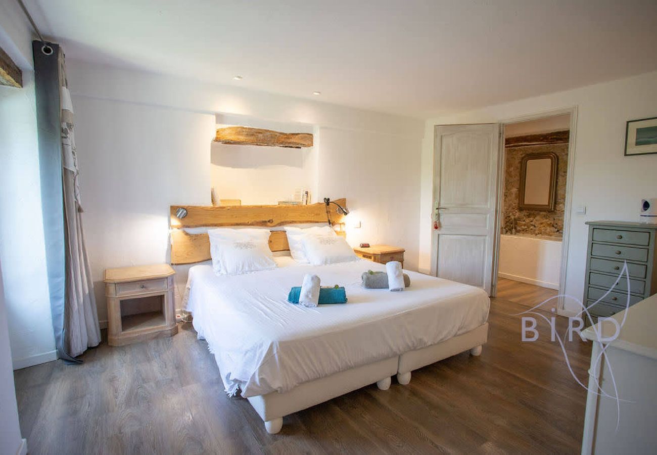Villa in Montauroux - Magnificent Provencal Mas in the heart of the Fayence