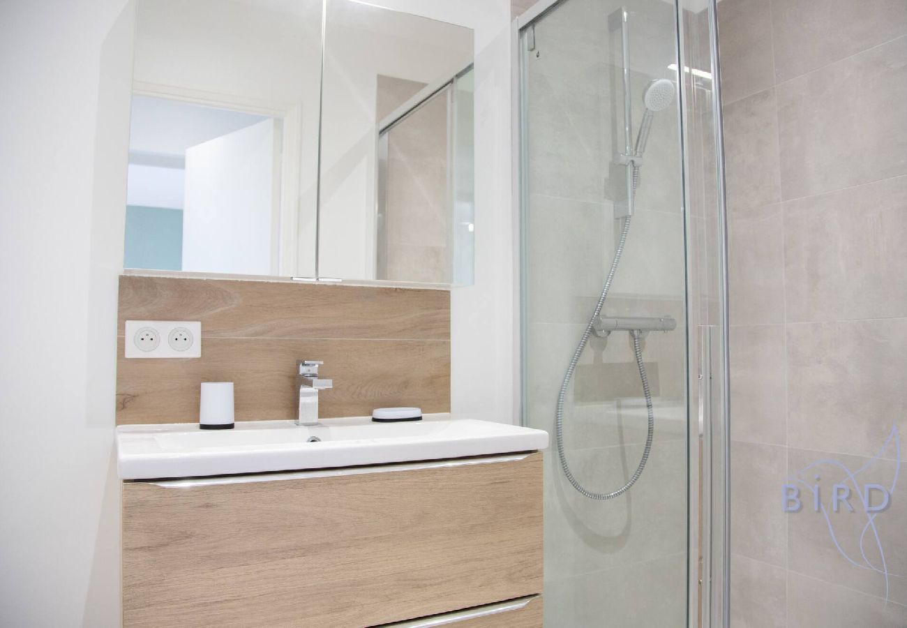 Studio in Antibes - Nice flat with hot pool 