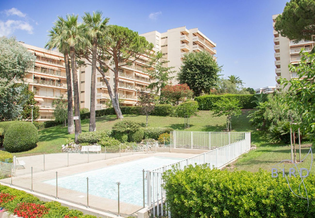 Studio in Antibes - Nice flat with hot pool 