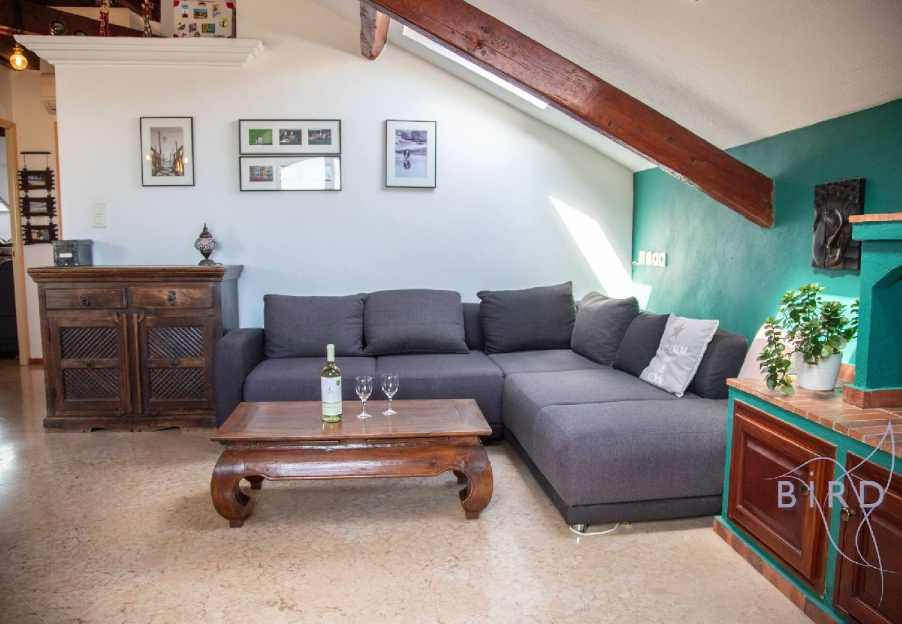 Apartment in Cagnes-sur-Mer - Charm and Authenticity Your Getaway in 