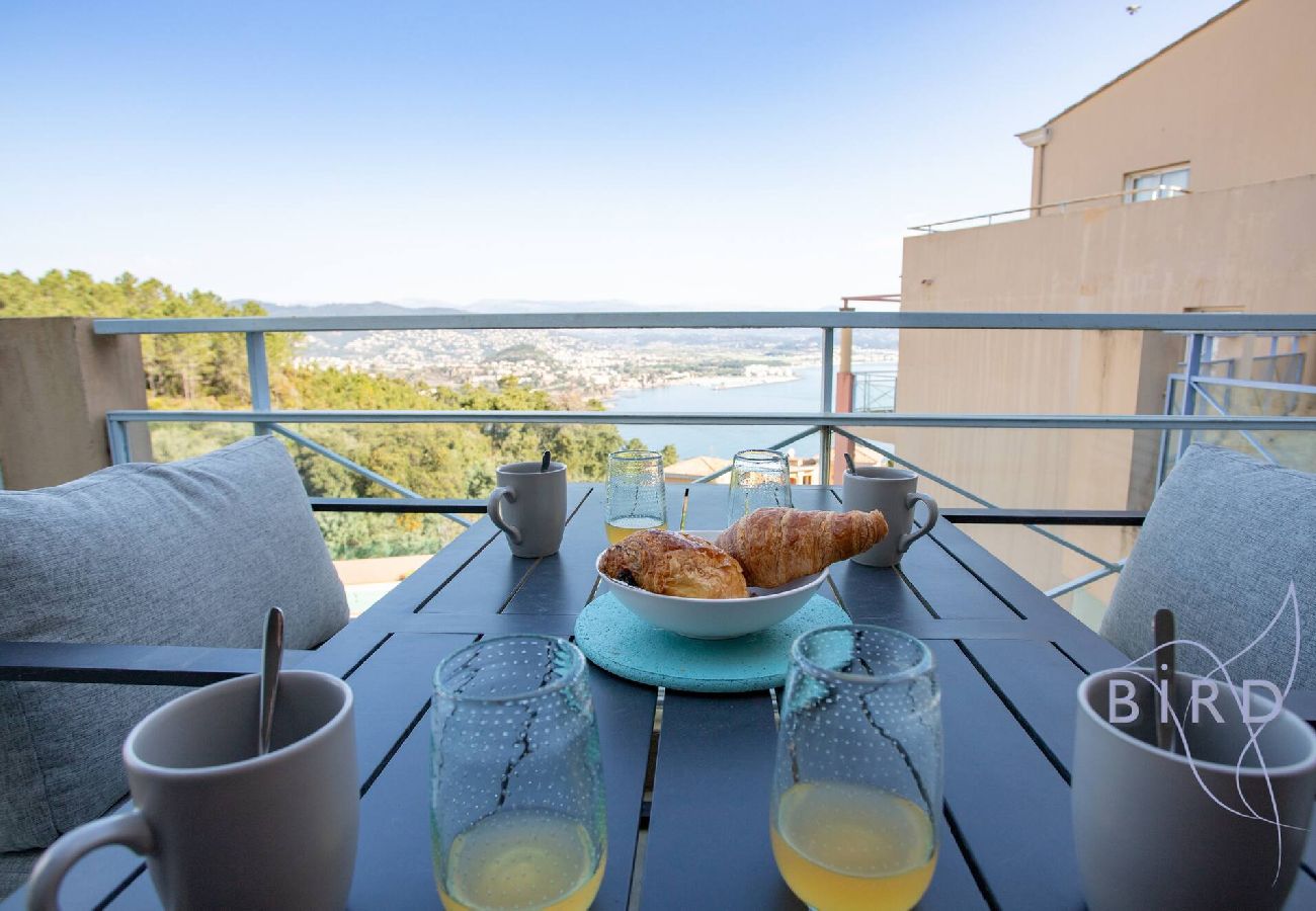 Apartment in Théoule-sur-Mer - L'horizon Bleu Théoule Swimpool seaview and AC 