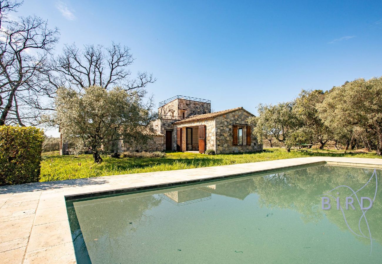 Villa in Tourrettes - Magnificent stone house in the heart of the Fayence