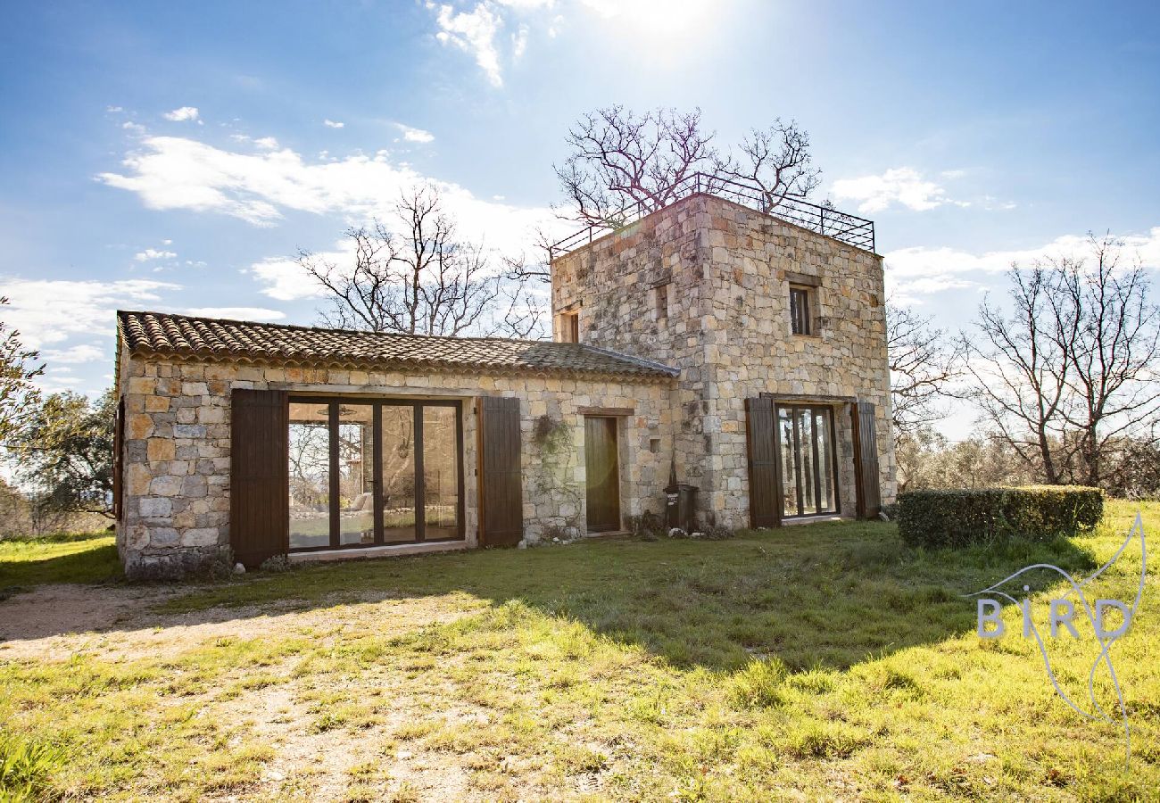 Villa in Tourrettes - Magnificent stone house in the heart of the Fayence