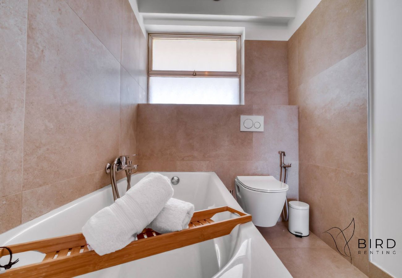 Apartment in Villeneuve-Loubet - A dream getaway by the sea 