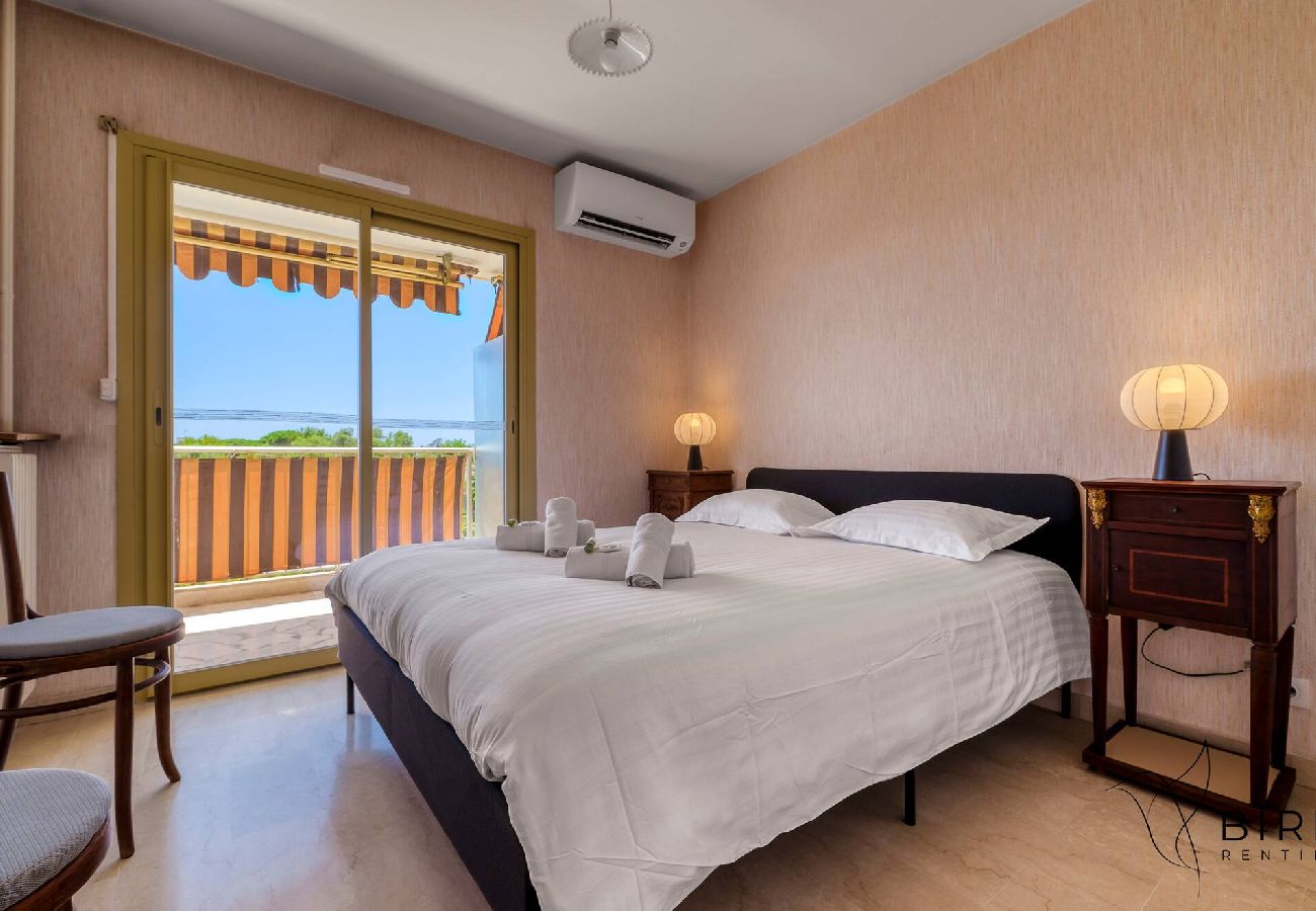 Apartment in Antibes - Les Rives D Azur Ac Parking And Pool 