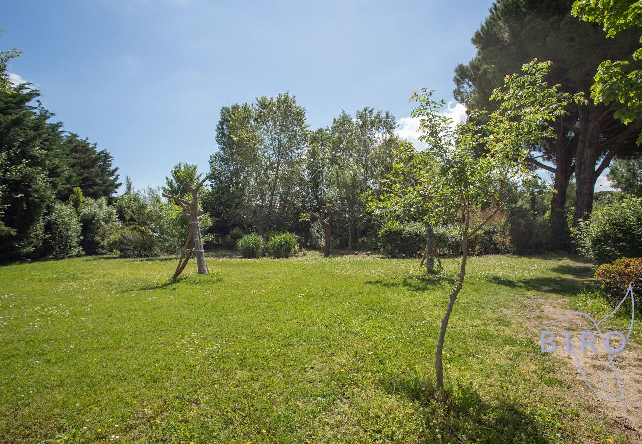 Apartment in Mandelieu-la-Napoule - Magnificent 2-bedroom near the lake and beach