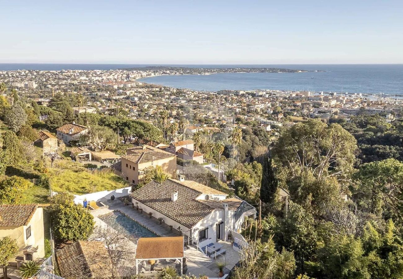 Villa in Vallauris - Luxury villa with hot pool and panoramic sea view 