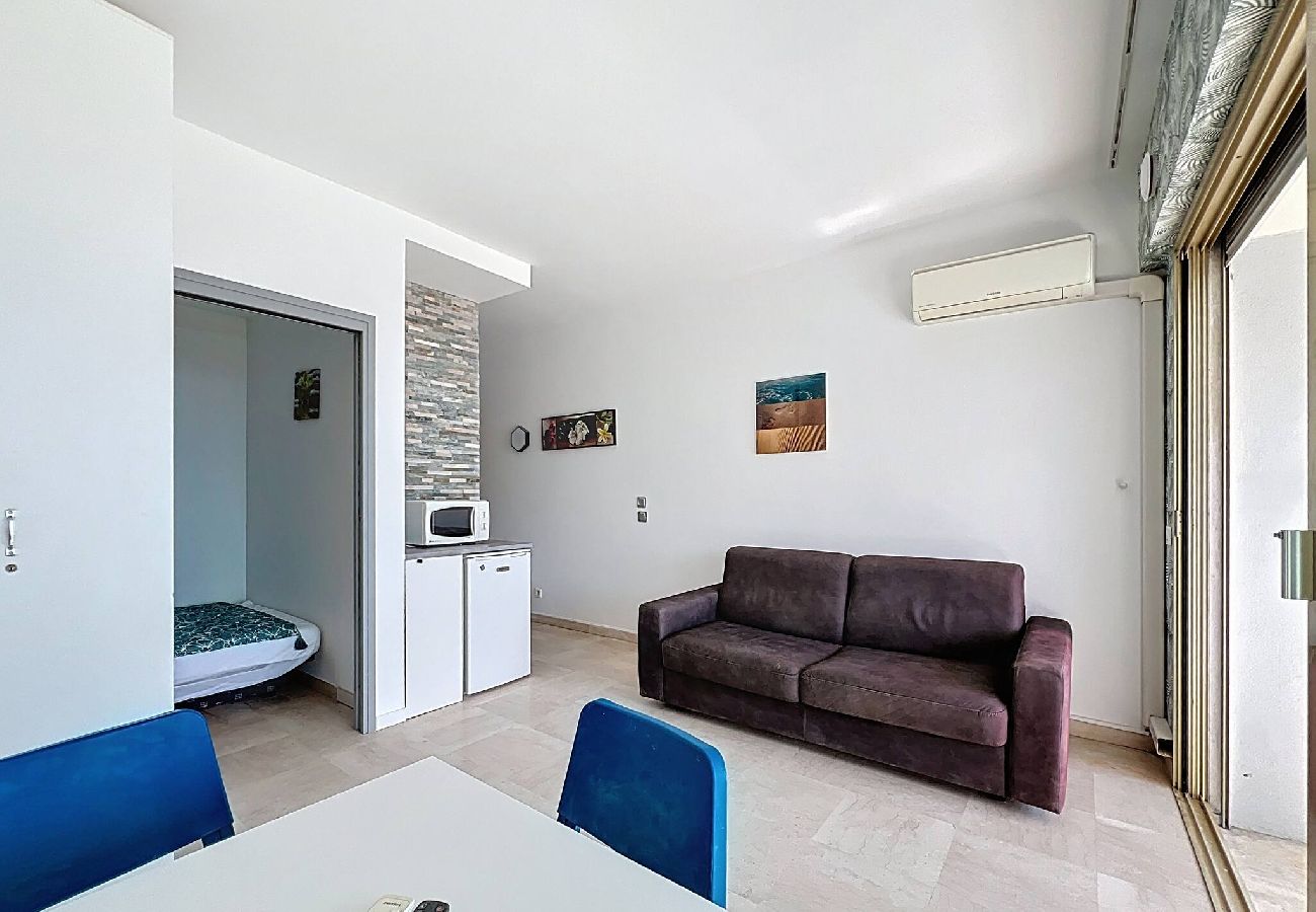 Apartment in Villeneuve-Loubet - Charming 2room in the iconic Marina Baie Des Anges 
