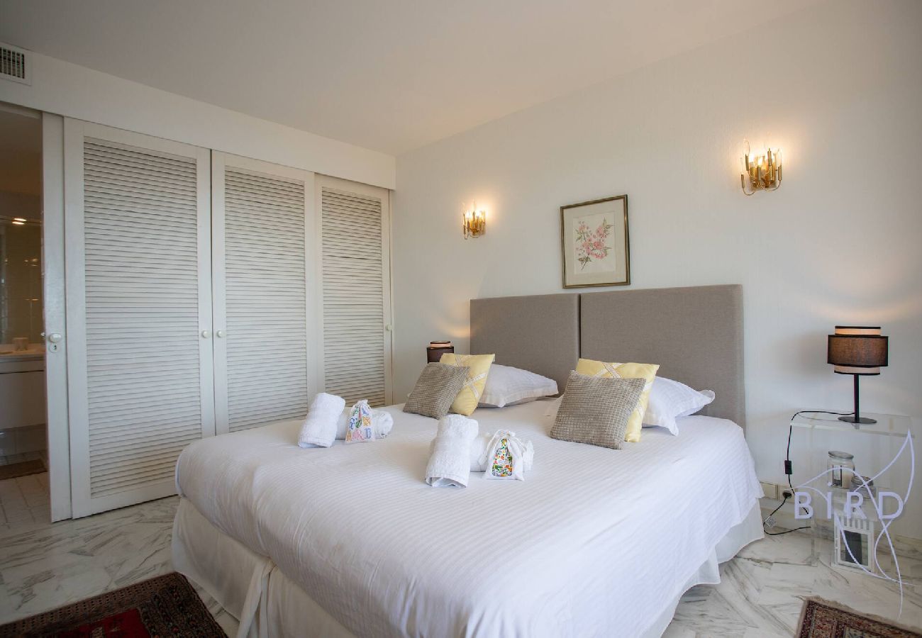 Apartment in Cannes - Beautiful apartment in Cannes Sea View and Pool 