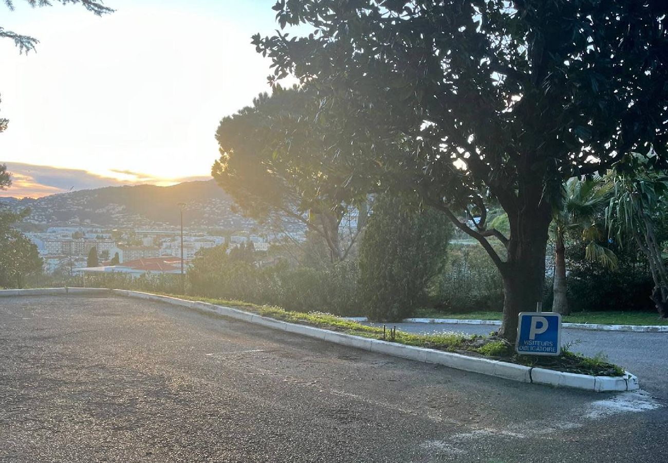 Apartment in Cannes - Beautiful apartment in Cannes Sea View and Pool 