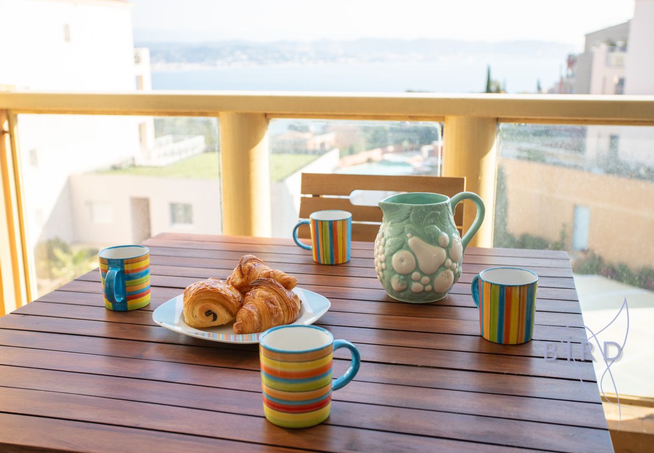 Apartment in Théoule-sur-Mer - Little corner of Paradise with Sea View
