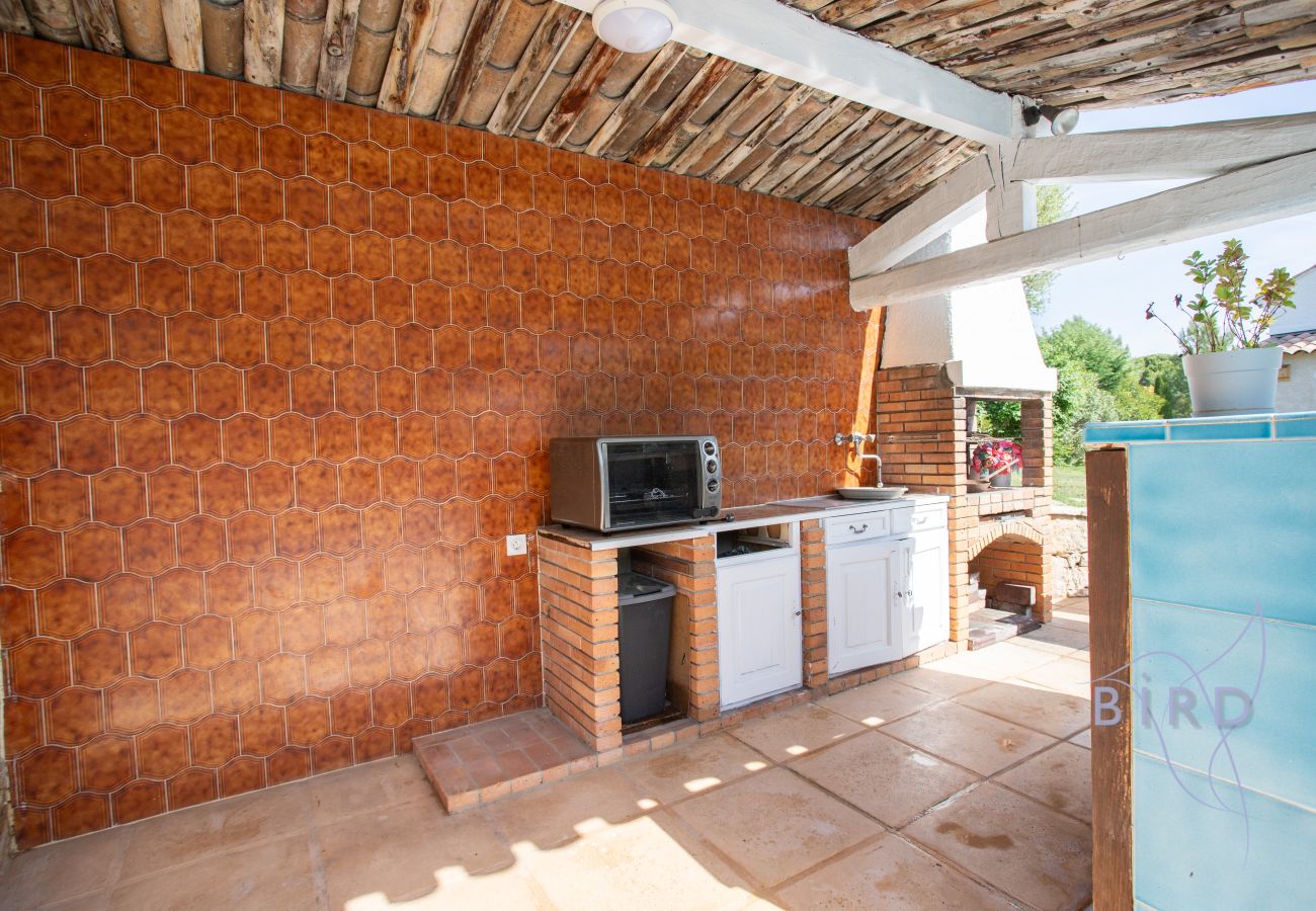 House in Mougins - Charming family home with a pool 