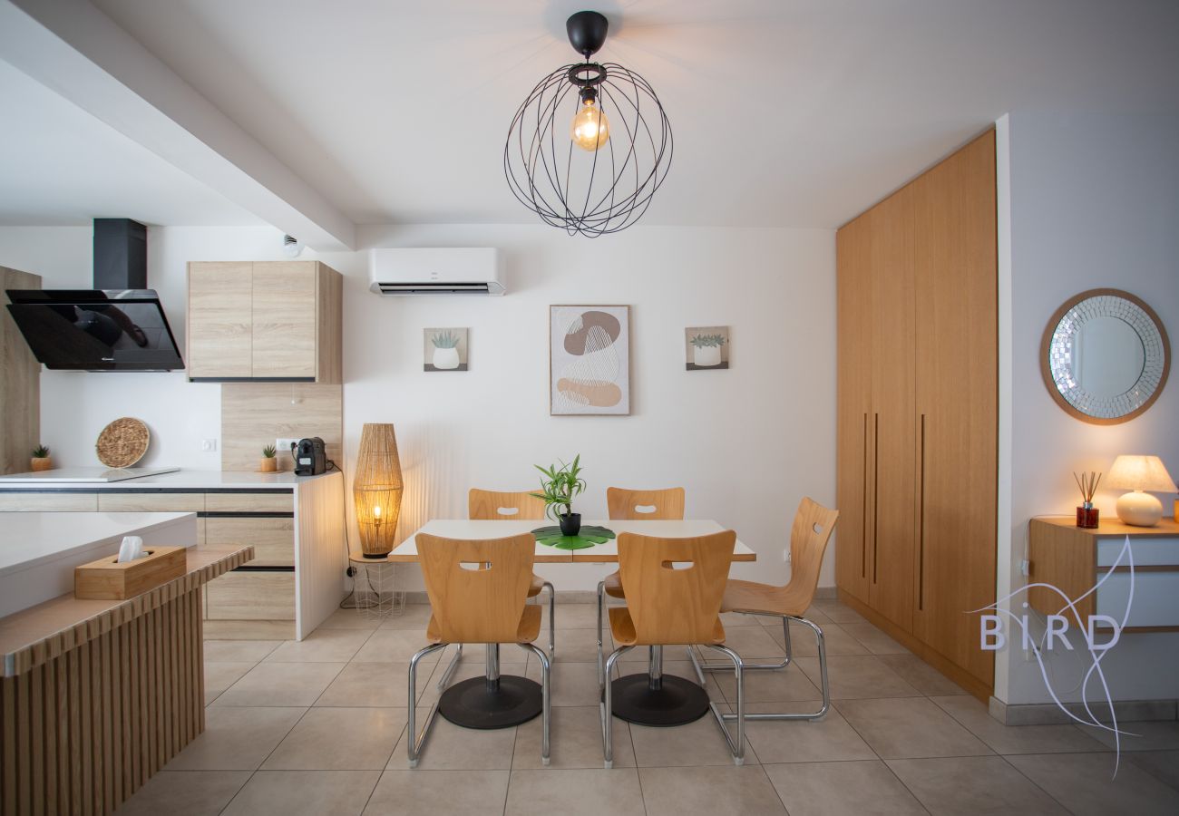 Terraced House in Callian - Charming Semi-Detached House with Terrace, Private Jacuzzi, and Garden