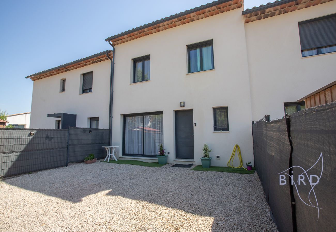 Terraced House in Callian - Charming Semi-Detached House with Terrace, Private Jacuzzi, and Garden