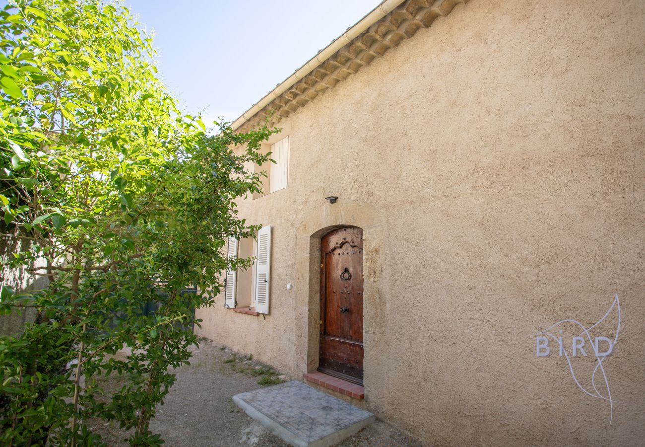 Villa in Seillans - Charming renovated Provençal house with swimming pool 