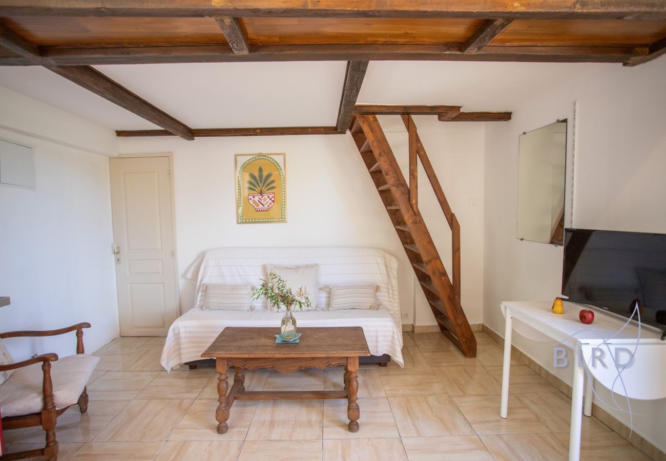 House in Saint-Paul-en-Forêt - Charming air-conditioned cottage with swimming pool