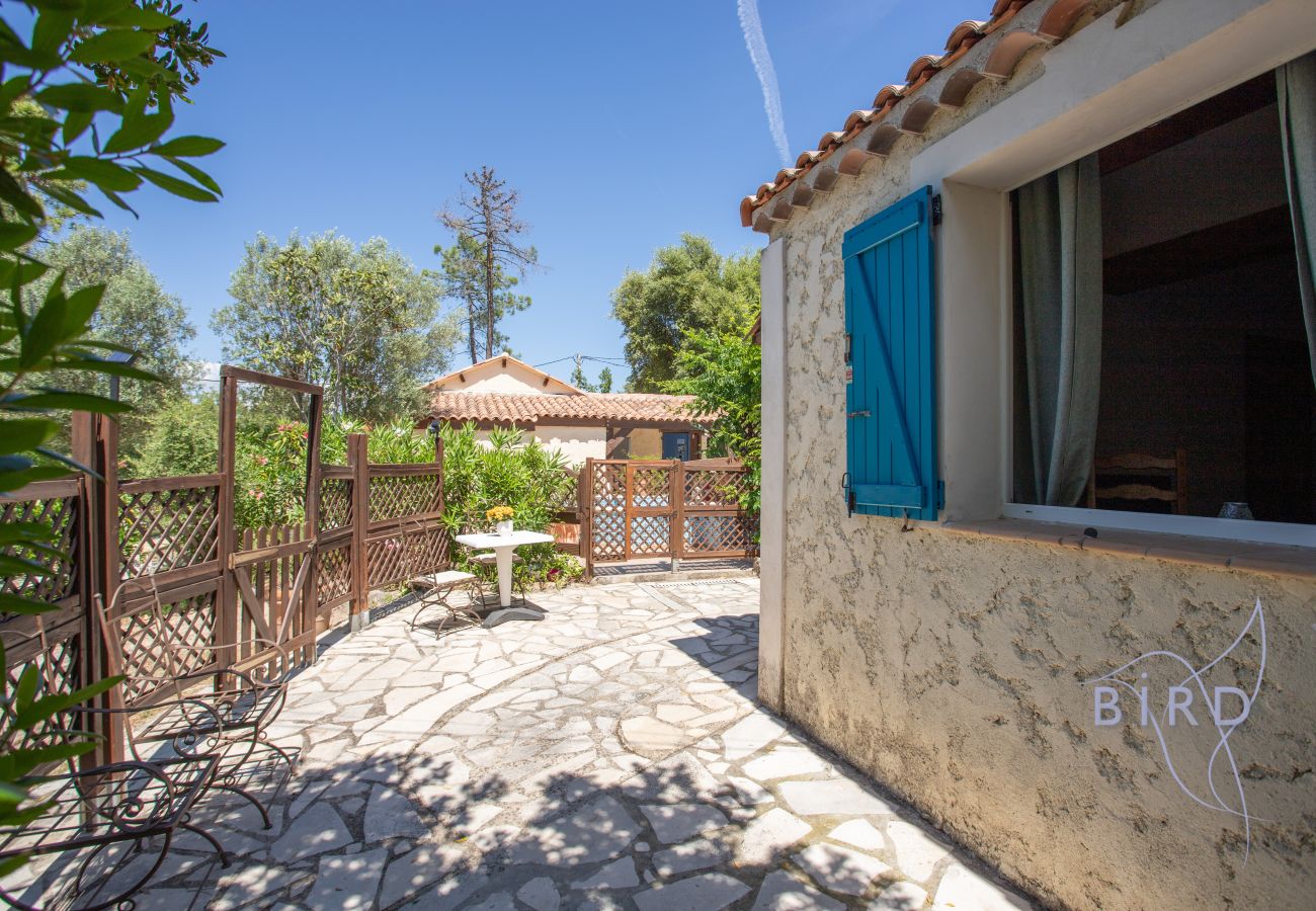 Terraced House in Saint-Paul-en-Forêt - Private estate with 2 cottages, swimming pool and terraces